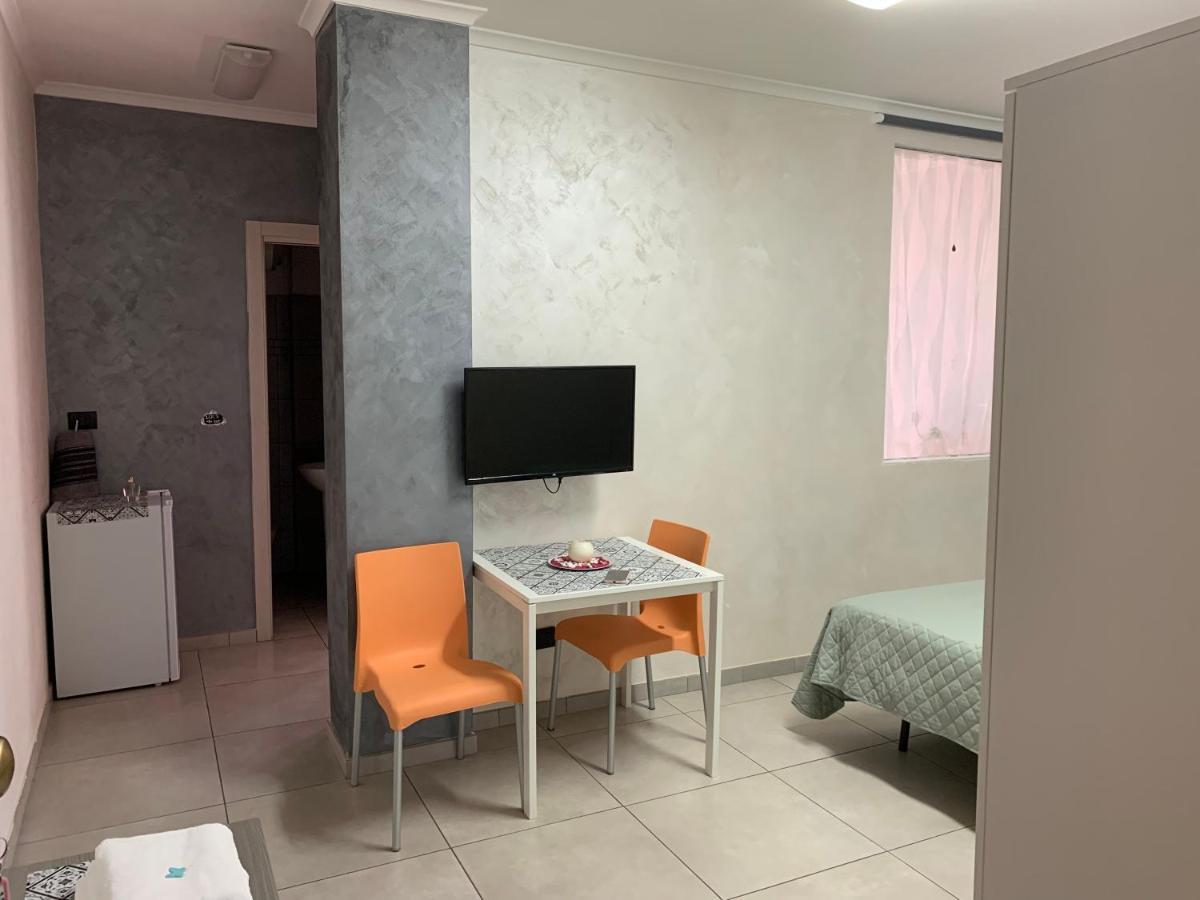 Raggio Di Sole Aparthotel San Cesareo Exterior foto