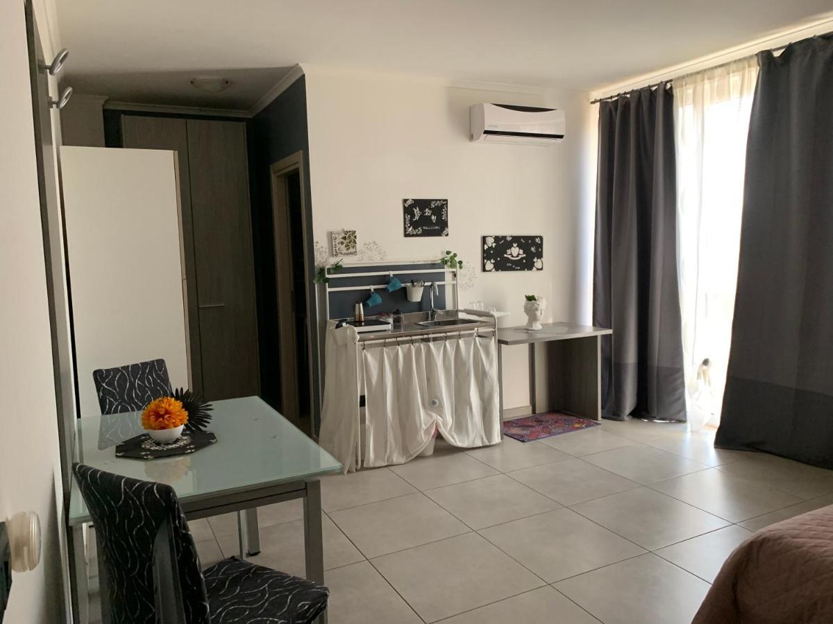 Raggio Di Sole Aparthotel San Cesareo Exterior foto