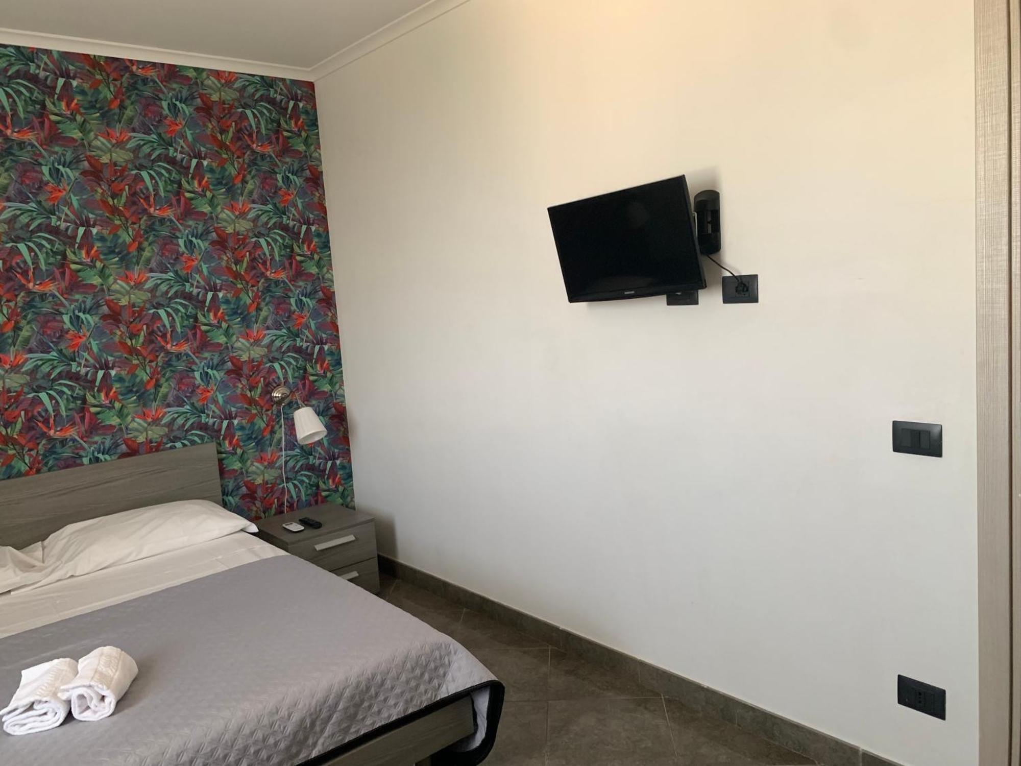 Raggio Di Sole Aparthotel San Cesareo Exterior foto
